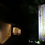 Alojamento de Acomodação e Pequeno-almoço Helichrysum 3*
