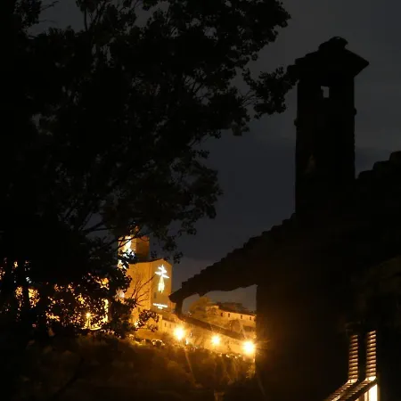 Helichrysum Bed & Breakfast Vinci