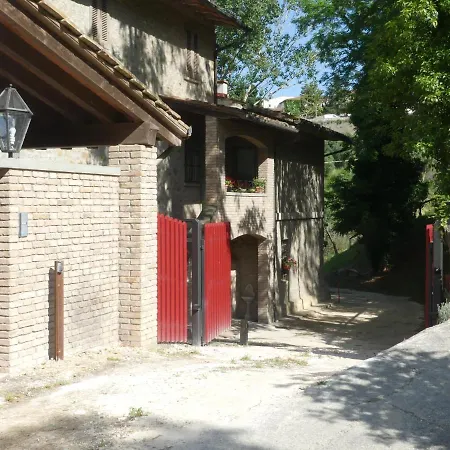 Helichrysum Bed & Breakfast Vinci