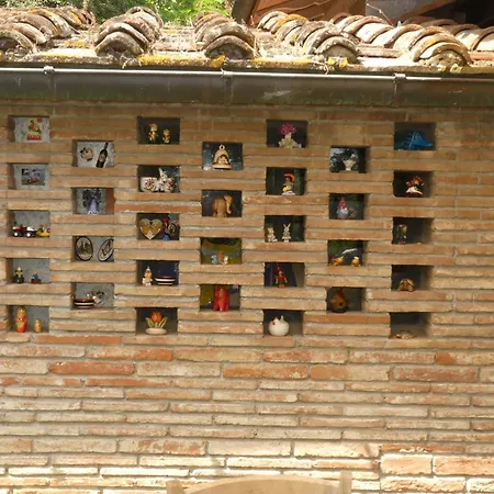 ベッド・アンド・ブレックファスト Helichrysum 4*